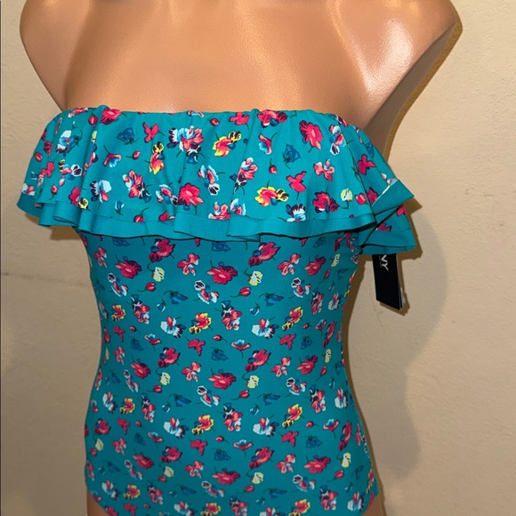 NWT DKNY one piece swimsuit ruffle bandeau size 6 - Picture 3 of 4